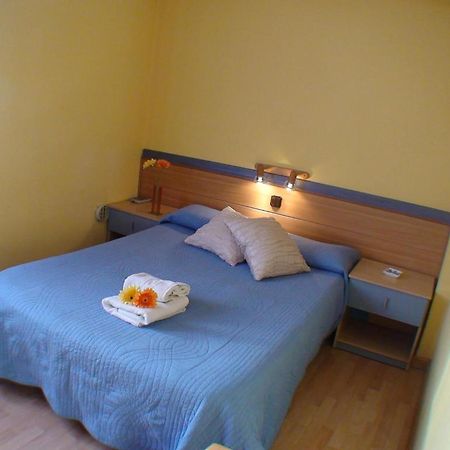 Hostal El Carmen Zaragoza Eksteriør bilde