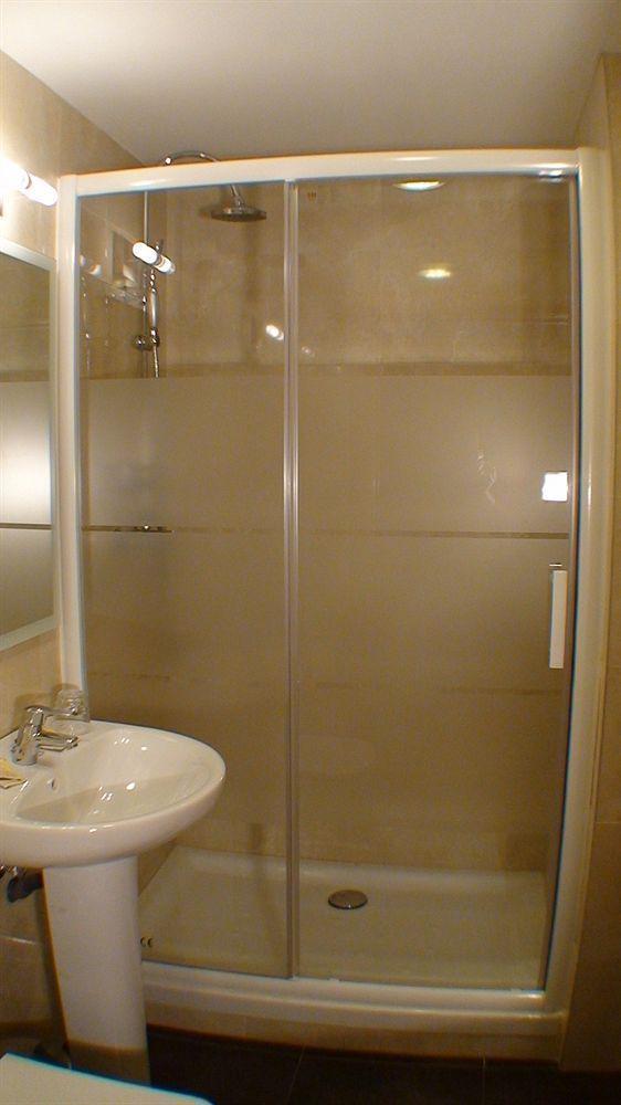 Hostal El Carmen Zaragoza Eksteriør bilde