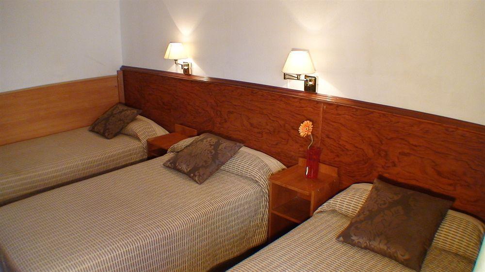Hostal El Carmen Zaragoza Eksteriør bilde